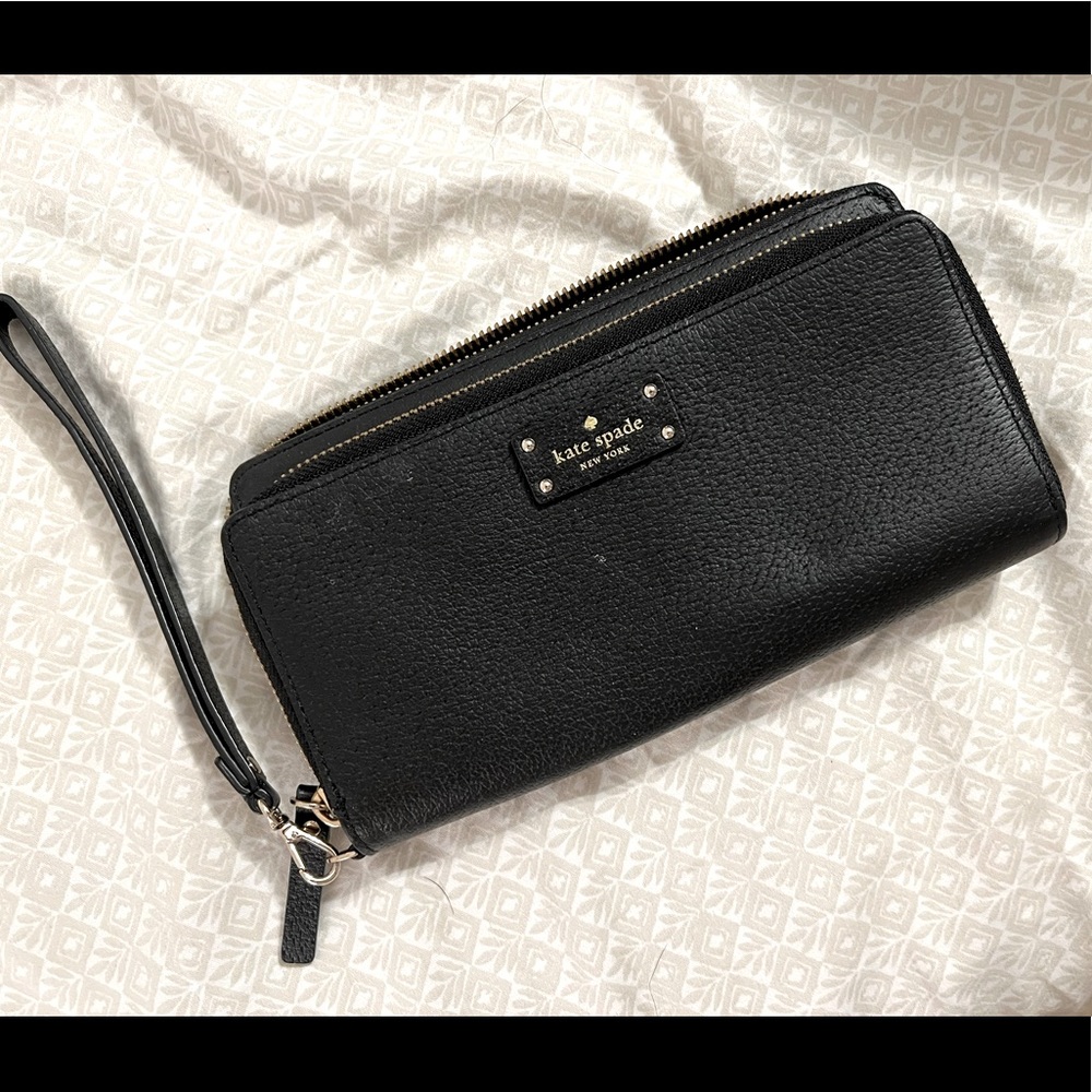 Kate spade wristlet
